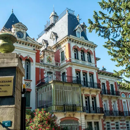 Отель Domaine Du Chateau Parc Ducup *